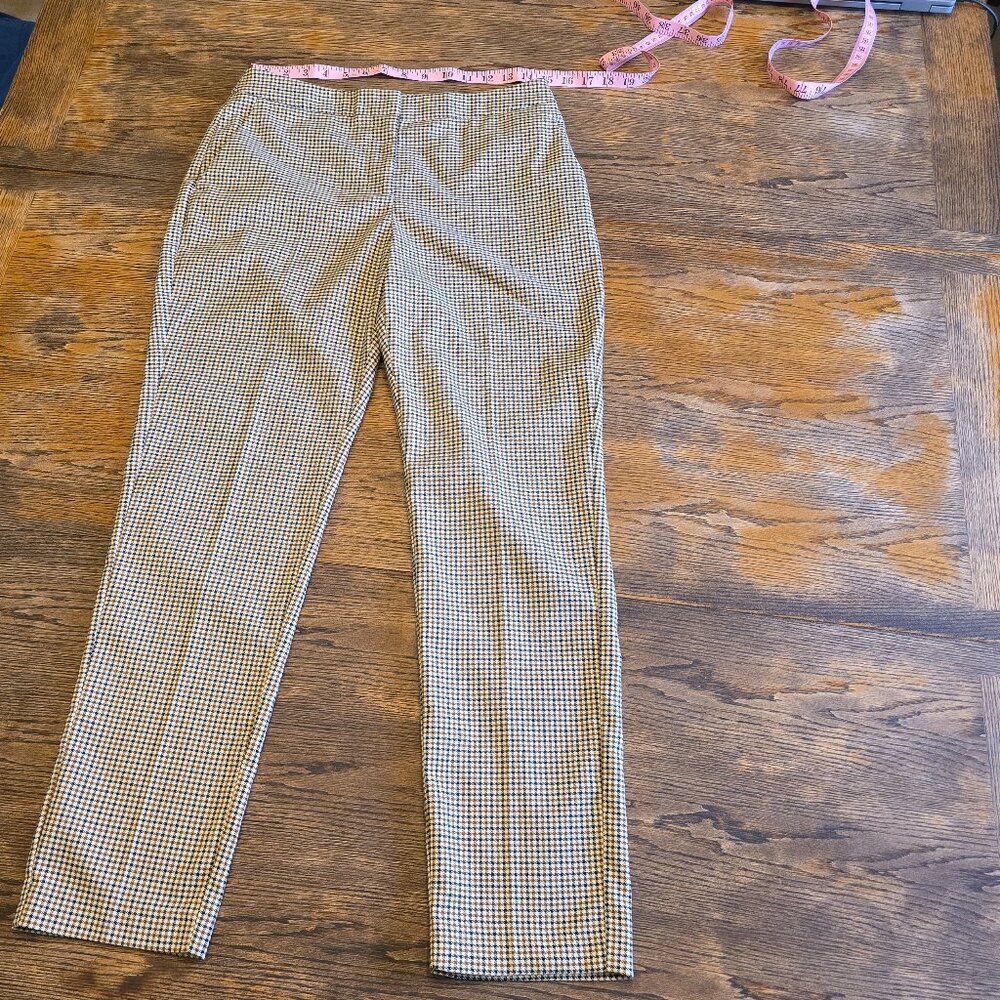 VINCE CAMUTO Women's Plaid Flat Front Dress Pant Sz 6